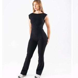 Alphalete Athletics Allure Bodysuit Black